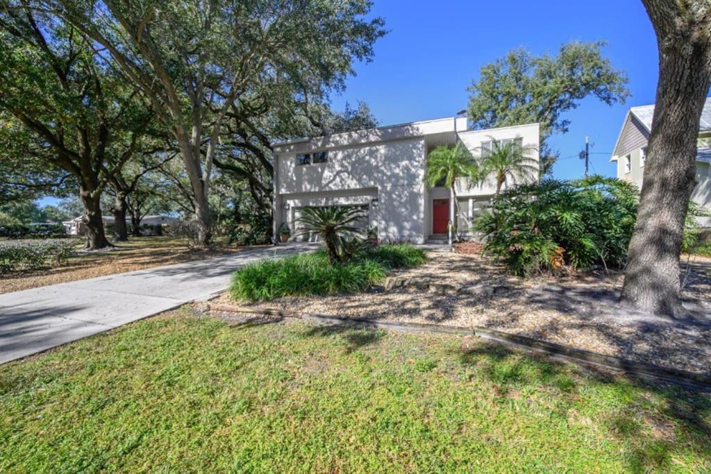 Villa Reel Relaxing Across From River In Huge 24 Foot Swim Spa à Tampa Extérieur photo