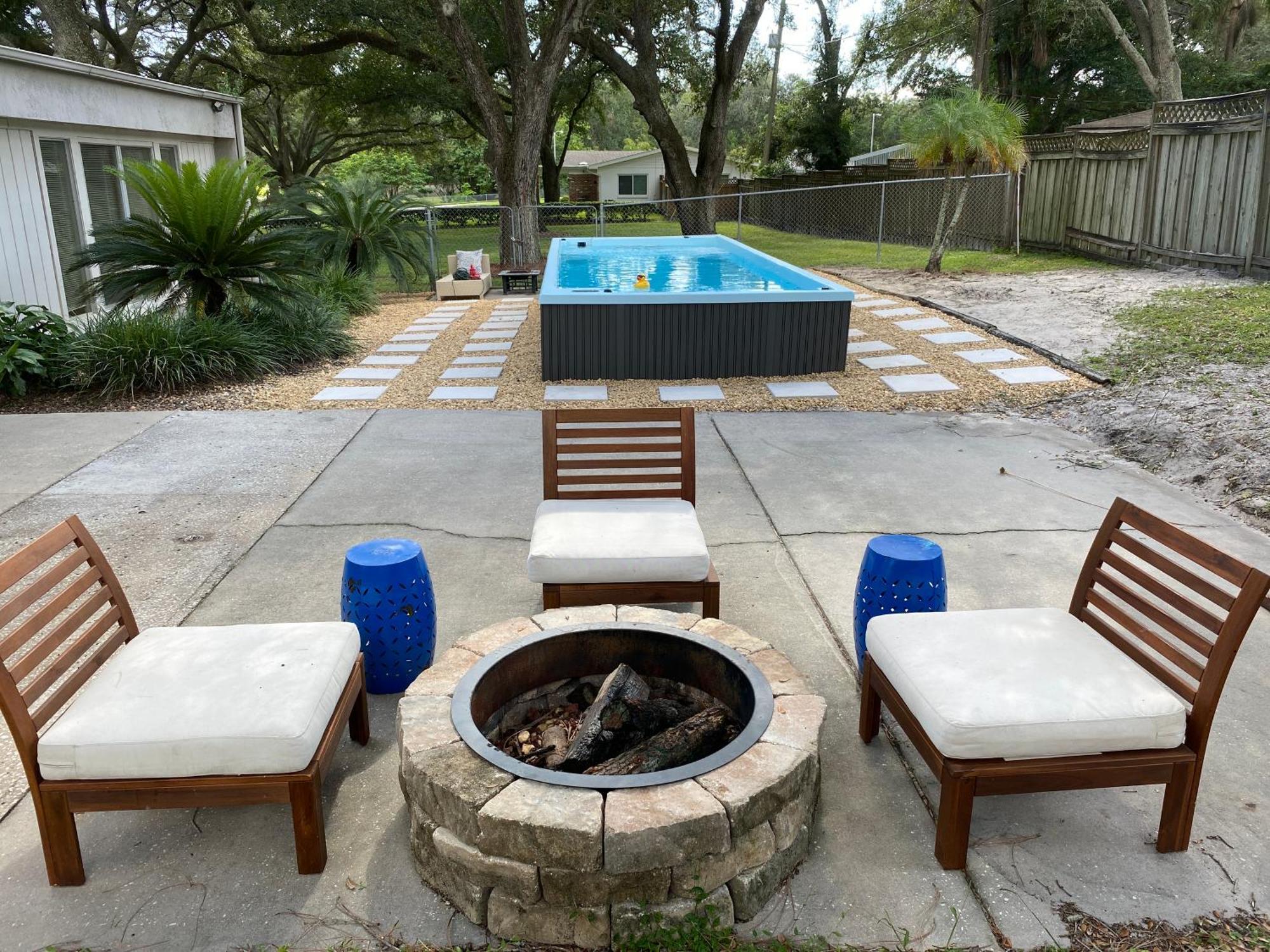 Villa Reel Relaxing Across From River In Huge 24 Foot Swim Spa à Tampa Extérieur photo